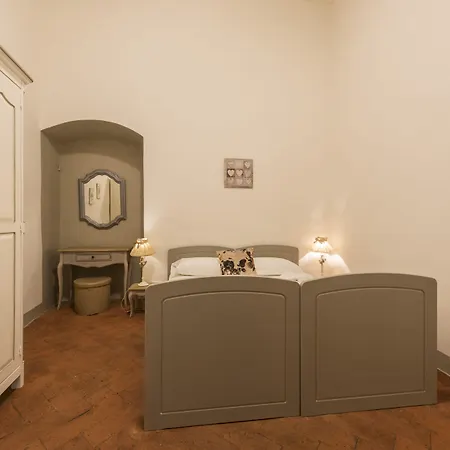 Toscanella Romantic By Mmega *