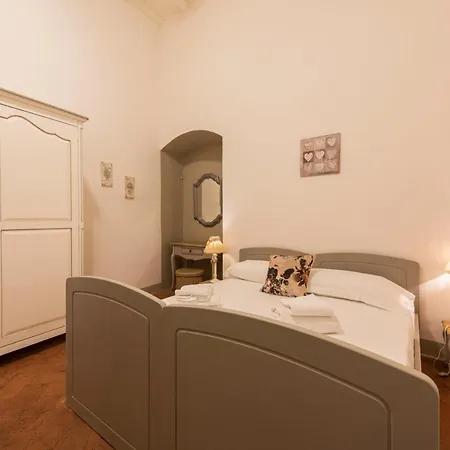 Toscanella Romantic By Mmega *